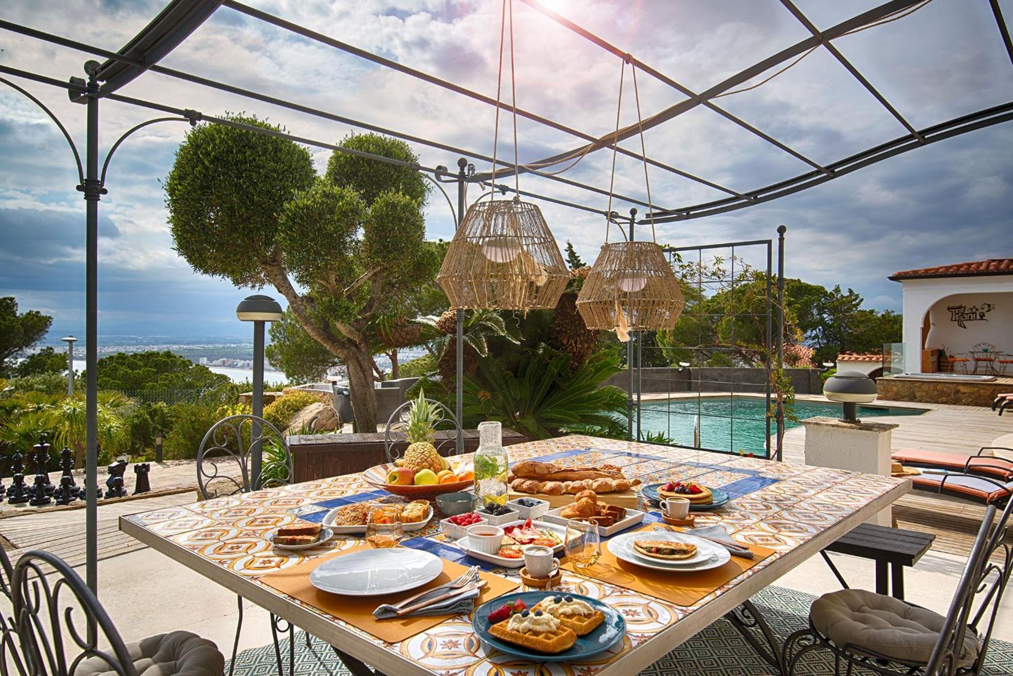 Casa De L'Albada Bed and Breakfast Ρόζες Εξωτερικό φωτογραφία